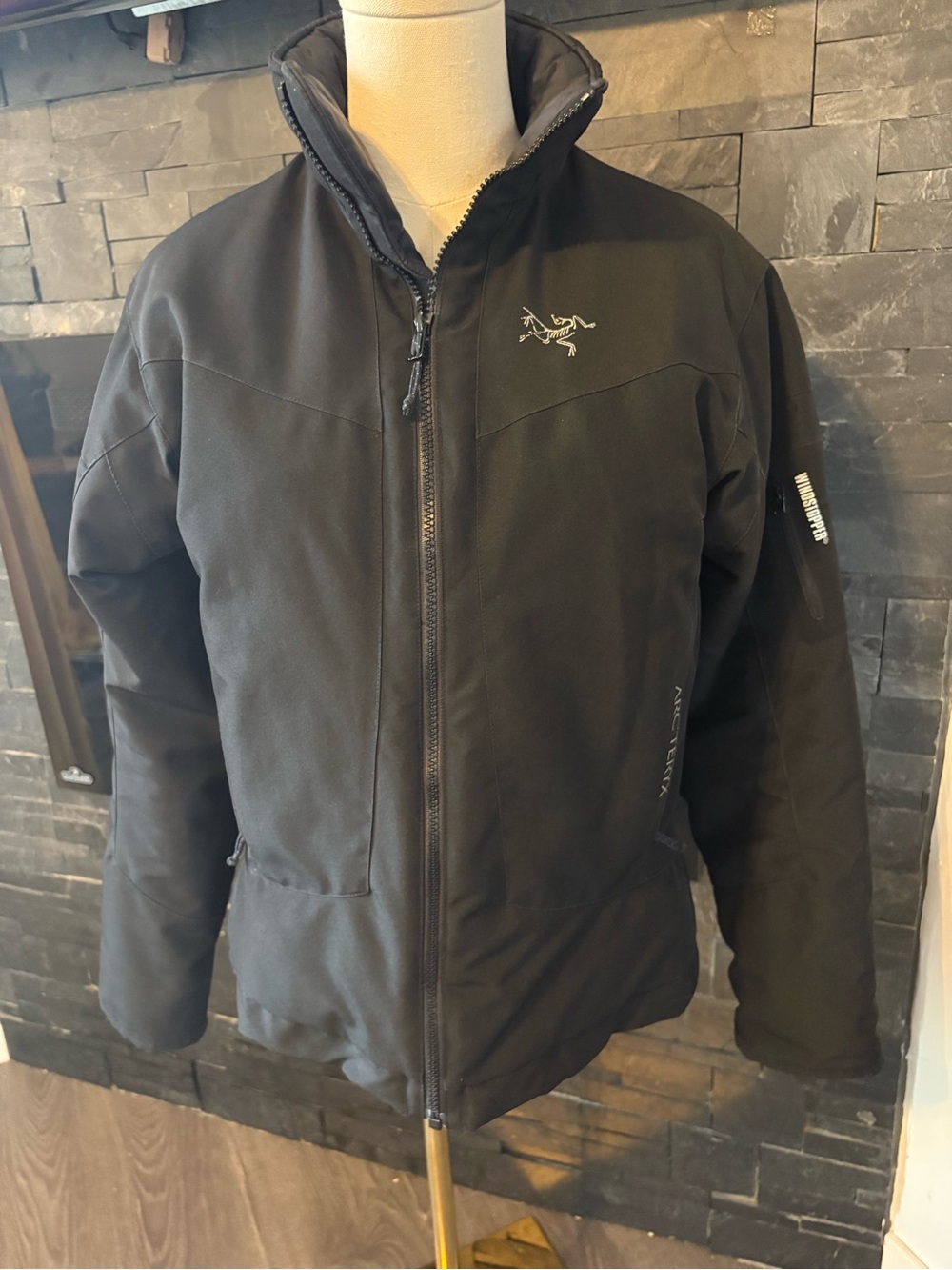 Black Arcteryx Woman Windstopper Recco Ski Jacket  Full Zip Waterproof